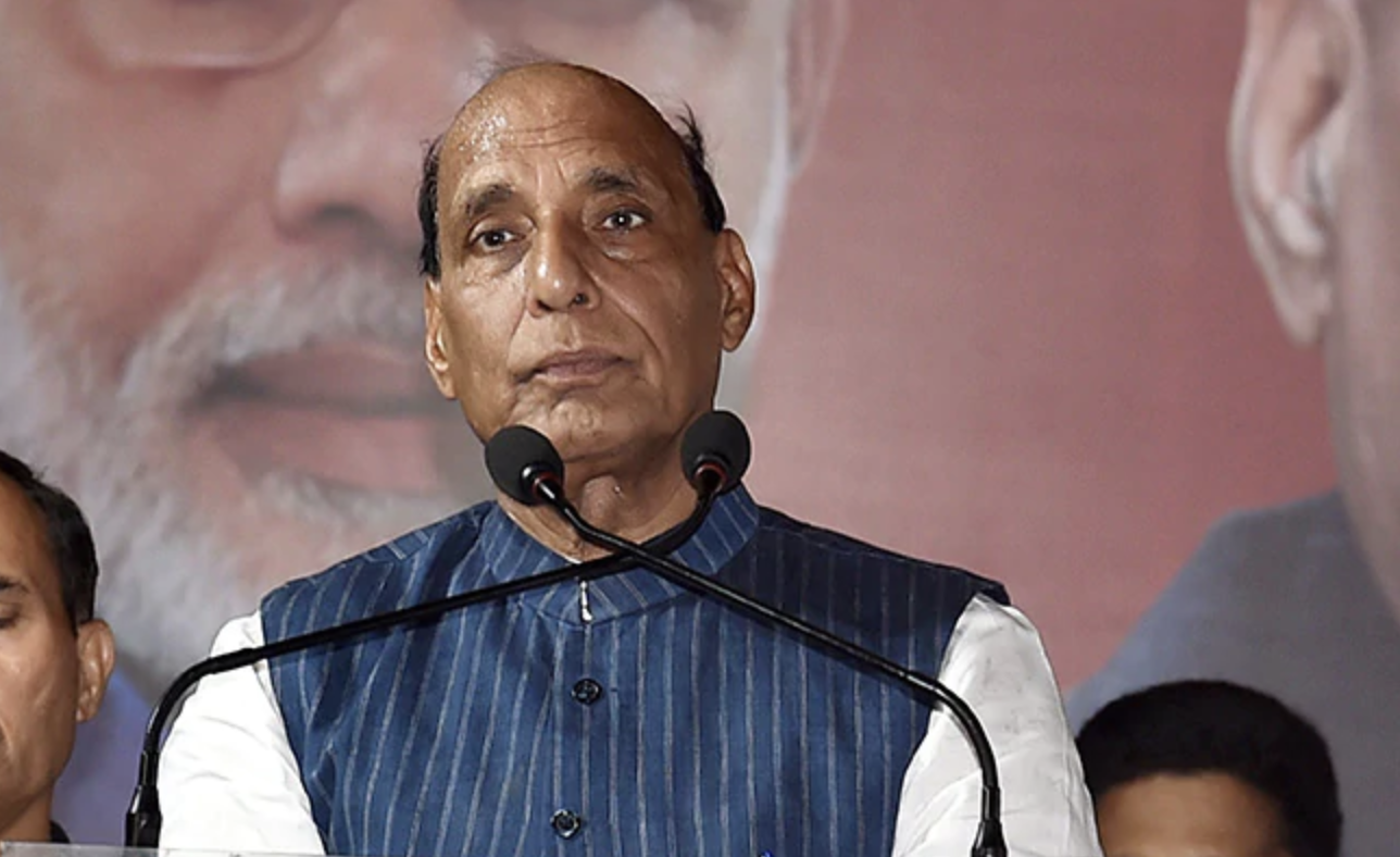 Rajnath Singh Reviews Defence Acquisition Issues With Top Officials