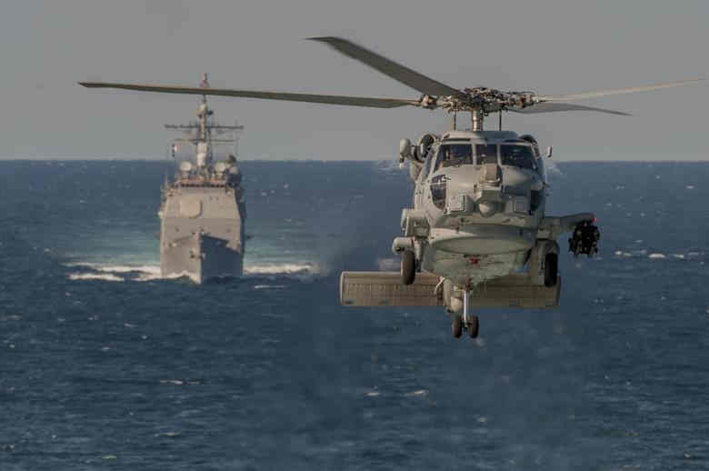 Sikorsky Signs $905 Million Deal for 24 MH-60R Anti-Submarine Helicopters for Indian Navy