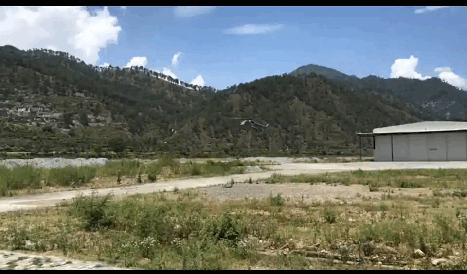 Watch: Indian Air Force Lands IAF’s Mi17 Chopper, AN-32 Aircraft Near Indo-China Border in Uttarakhand