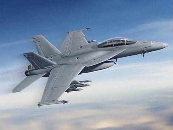 US Offers F-18 Fighters to India for Naval Requirement