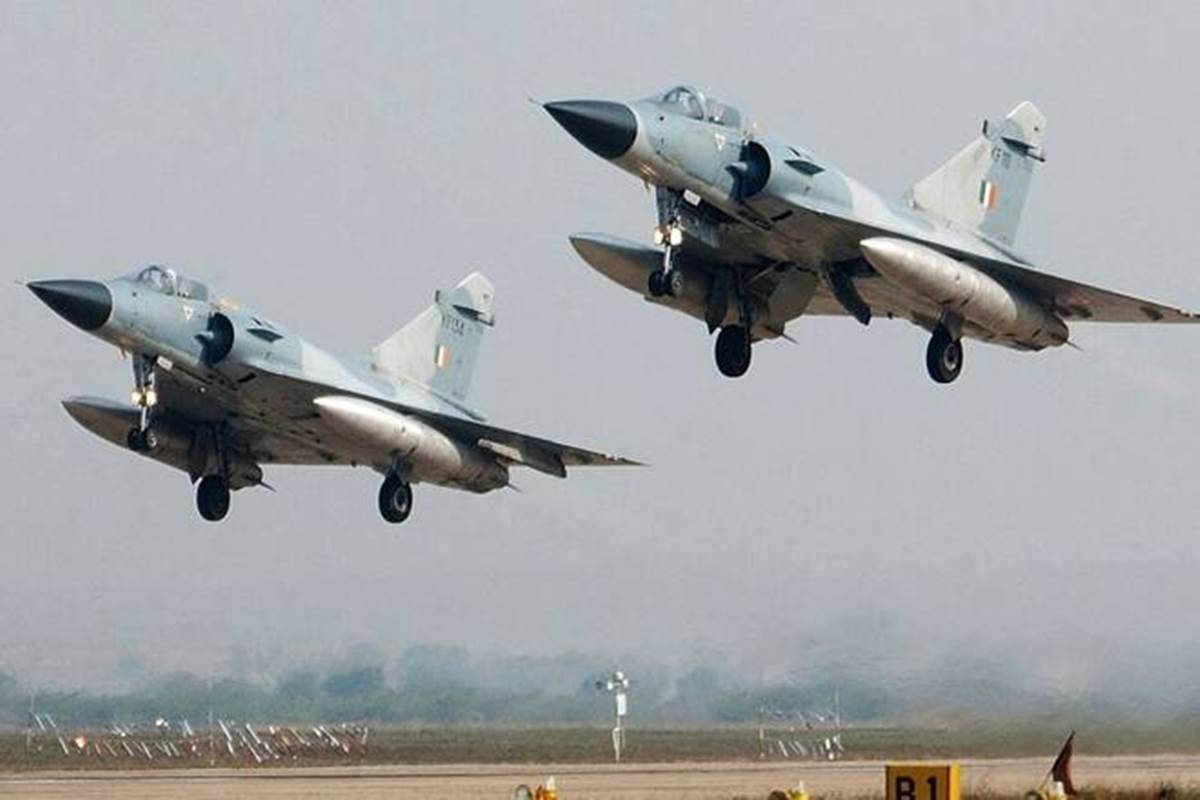 Air Force to Add More Fire Power! IAF to Induct 450 Different Aircraft in the Next Decade, Says Air Chief