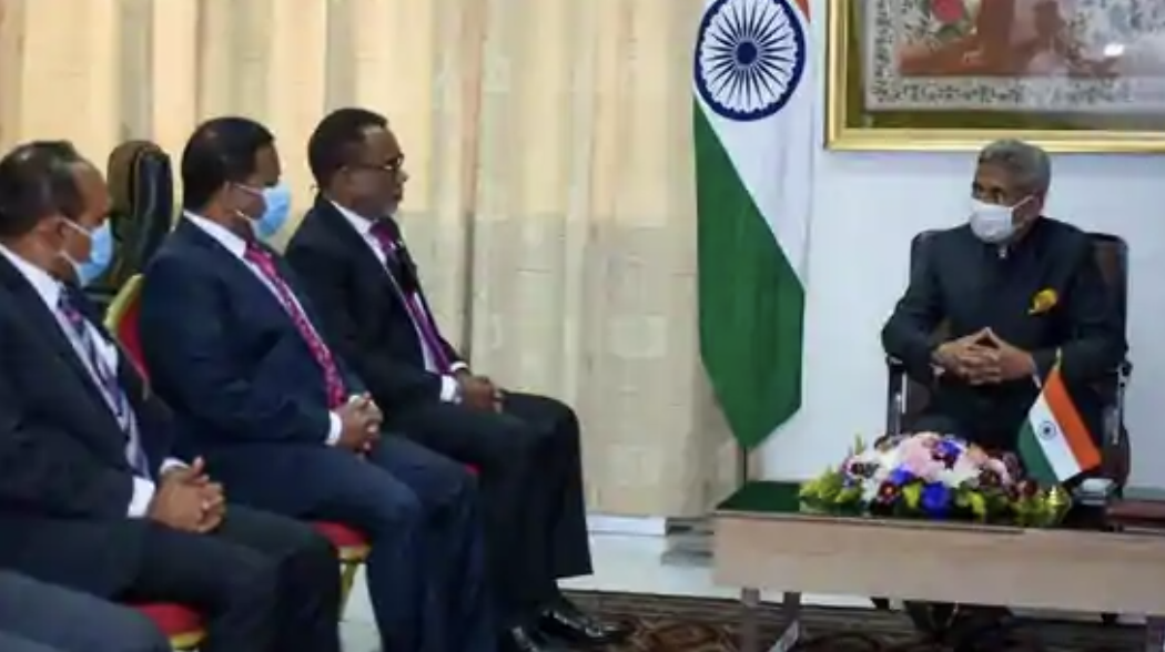 India, Maldives Sign Agreements for Developing Naval Harbour, Boosting Defence