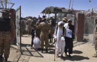 Pakistani security forces clash with Afghans at Chaman border shut by Taliban