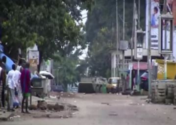 Army seizes power in Guinea, holds president