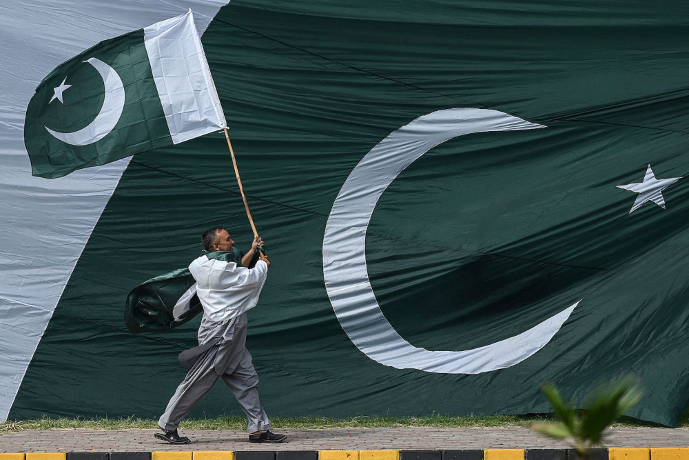 Pakistan Is an Arsonist That Wants You to Think It’s a Firefighter