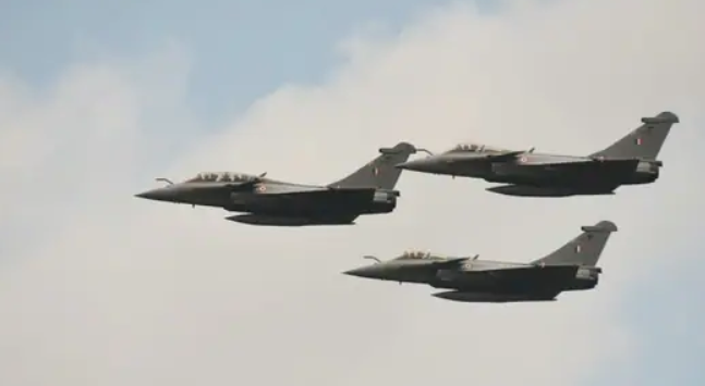 Three more Rafale fighters arriving from France, to land in Gujarat's Jamnagar tonight