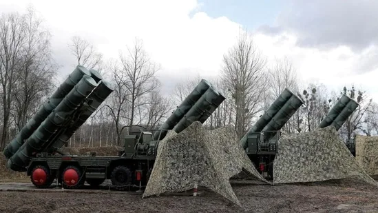 Russia Starts Delivery Of S-400 To India. Here’s All About The Surface-To-Air Missile System
