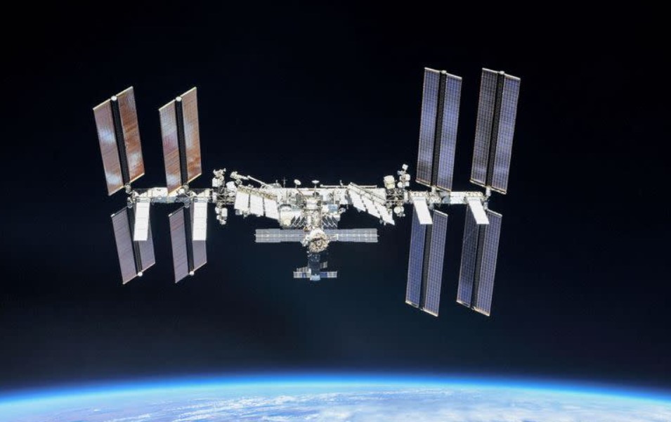 Russia Signals Space Station Pullout; NASA Says It's Not Official Yet