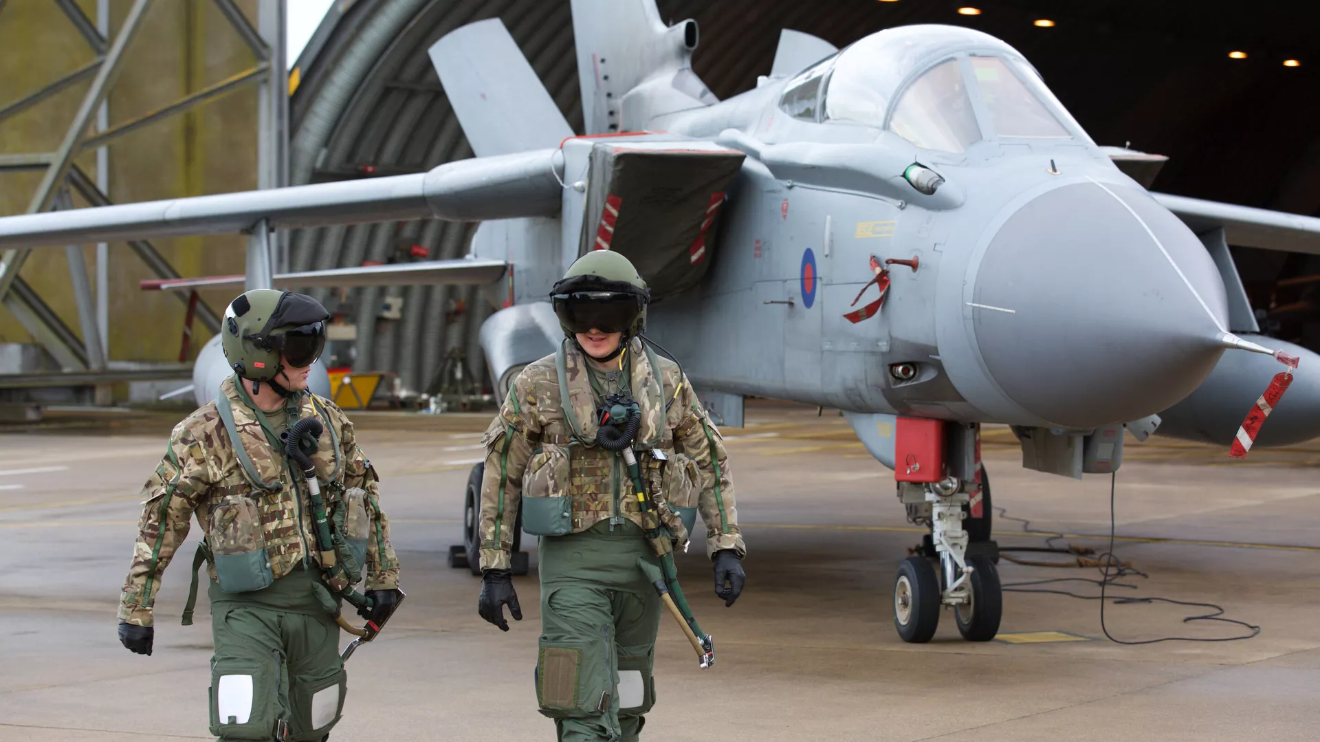 Former UK Military Pilots Reportedly Being ‘Headhunted’ by Chinese Military