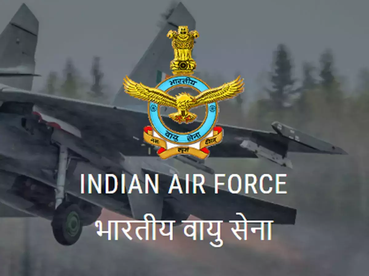 IAF Chief Flies Rafale, Tejas & SU-30 Roar In Jodhpur Skies | Watch