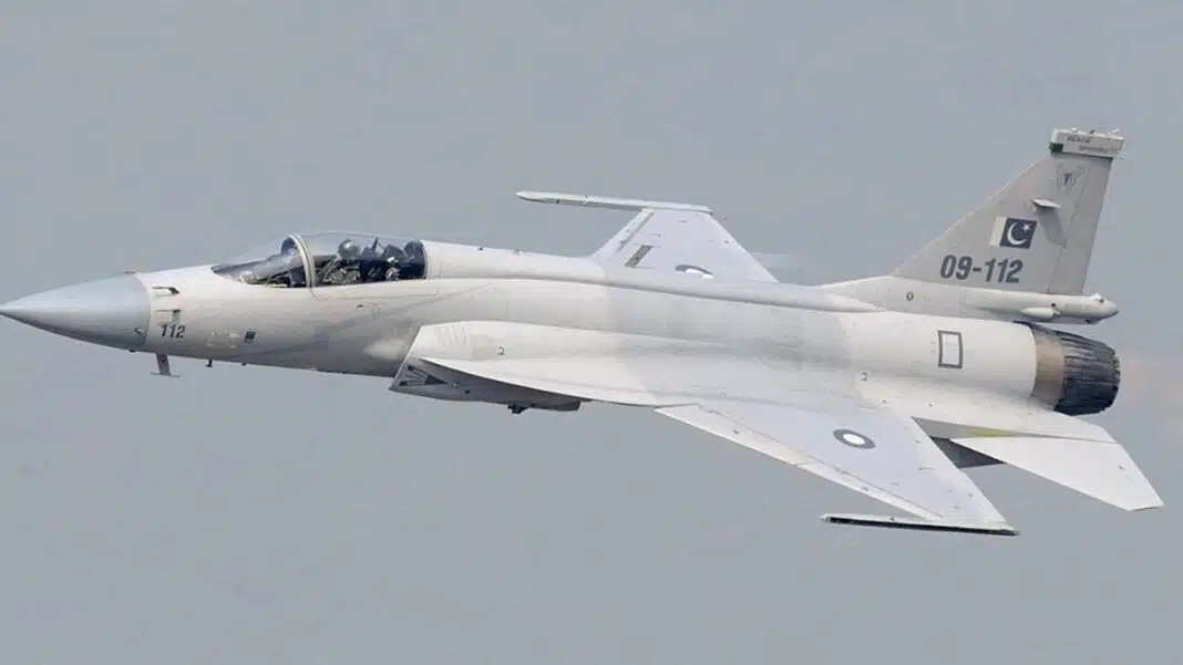 The Push In Argentina To Choose Between The US F-16 And The Chinese JF-17 Fighter
