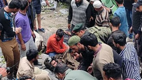 Army’s ALH Dhruv Crash-Lands In Kishtwar, Technician Dies, 2 Pilots Injured