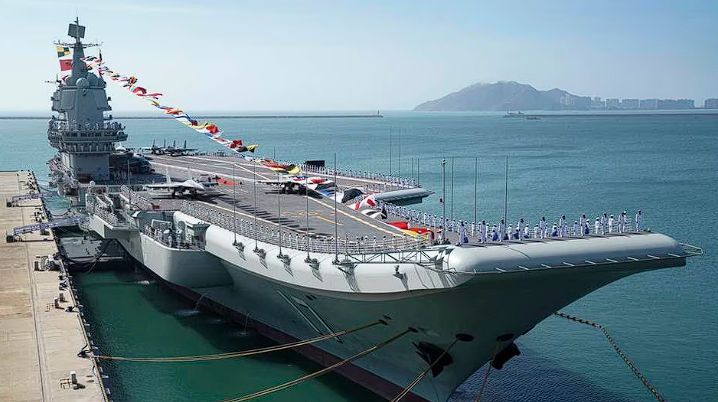Taiwan Says Chinese Warships Pass Through Taiwan Strait