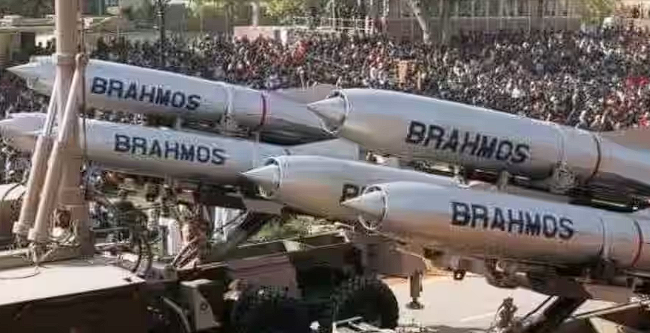 Exclusive: India Likely To Sell BrahMos Missiles To Vietnam In Deal Ranging Up To $625 Million
