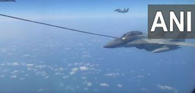  Indian Air Force Refuels Egyptian Rafale Fighters As Part Of Exercise Bright Star-23