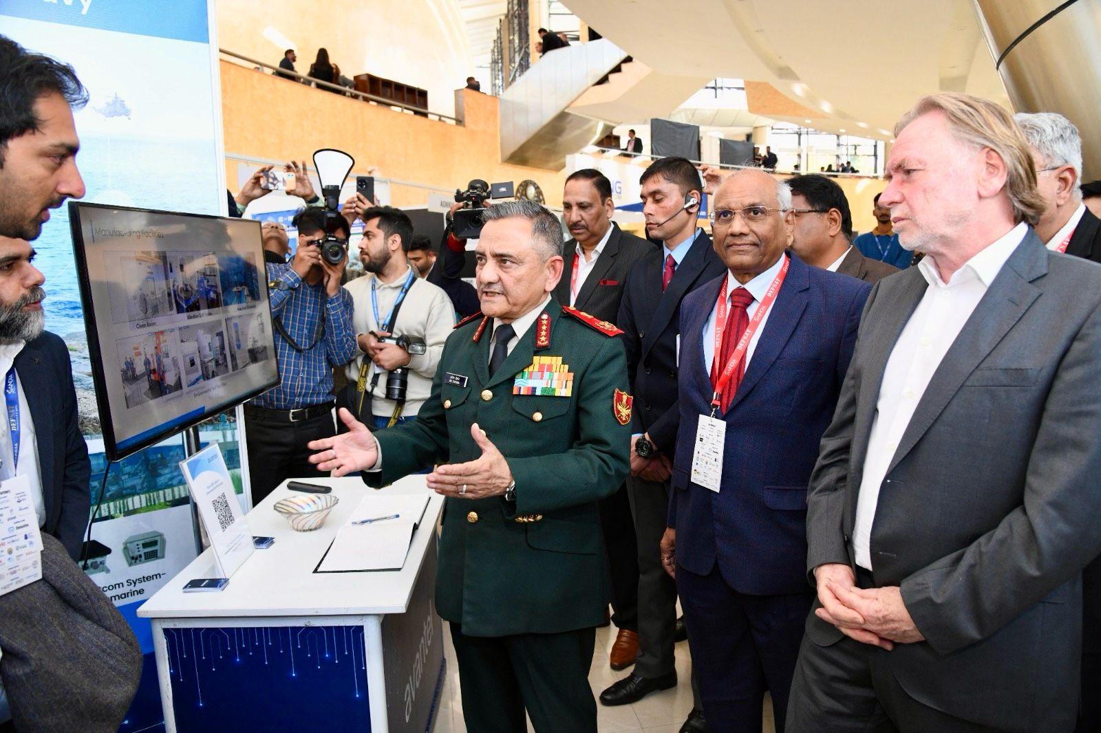 CDS Urges Industry To Work On Counter-Space Capabilities For National Security