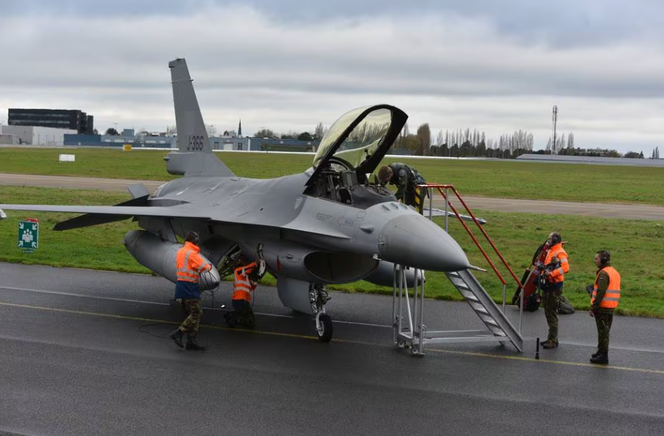 Netherlands Halts F-16 Sale To US Firm, Will Send To Ukraine Instead