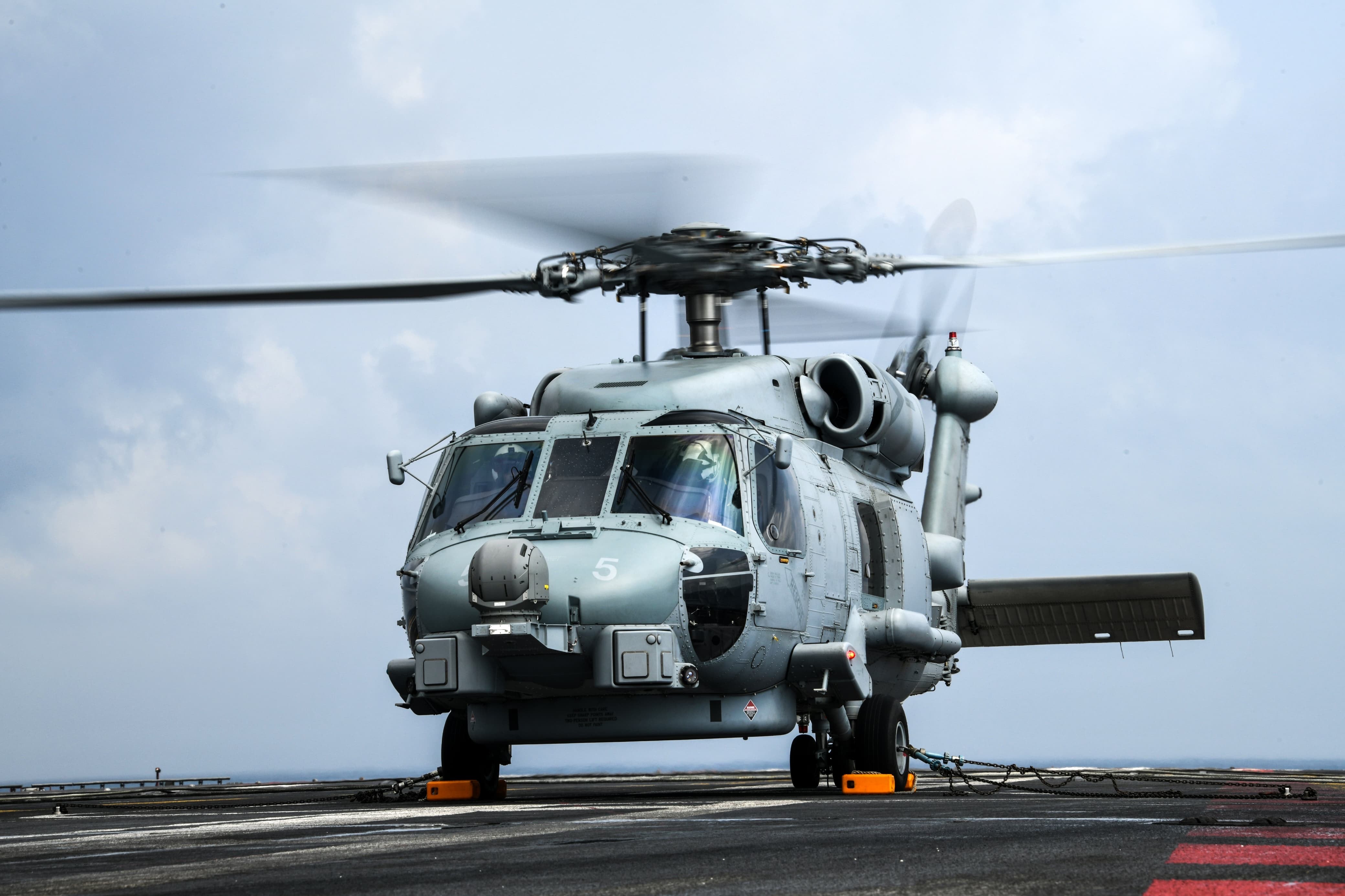 ‘सी-हॉक’ हेलिकॉप्टर नौदलात समाविष्ट होणार