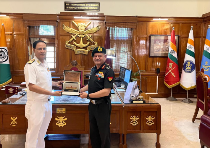 Vice Chief of Army Staff Visits Military Intelligence School in Pune