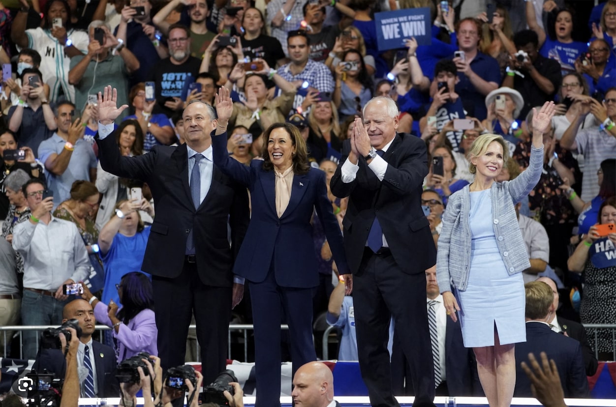 Democrats Harris, Walz campaign together for first time