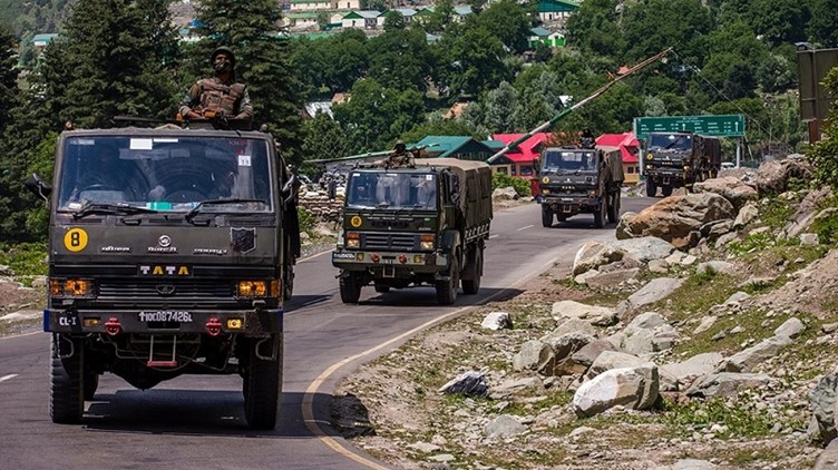 चीनच्या सीमेजवळ भारतीय लष्कराकडून पर्यावरणपूरक प्रकल्पांची उभारणी