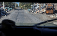 Russians Advancing Into East Ukrainian Town Selydove