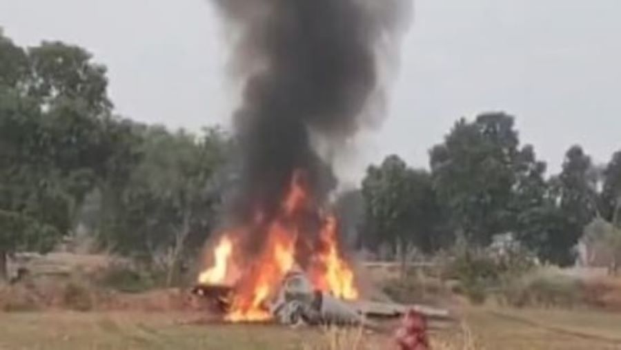 Indian Air Force’s MiG 29 Fighter Jet Crashes Near Agra