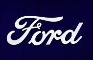 ट्रम्प शपथविधी : Ford, GM देणार 10 लाख डॉलर्स, वाहनांचा ताफा