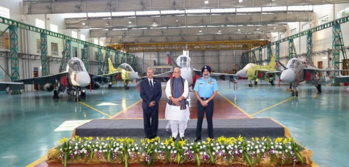 Defence Minister with Air Chief, HAL Chief in Bengaluru