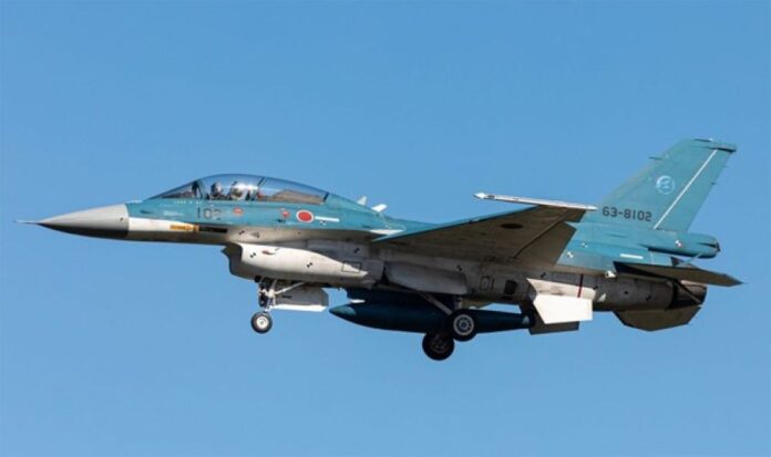 F-2 jet fighter